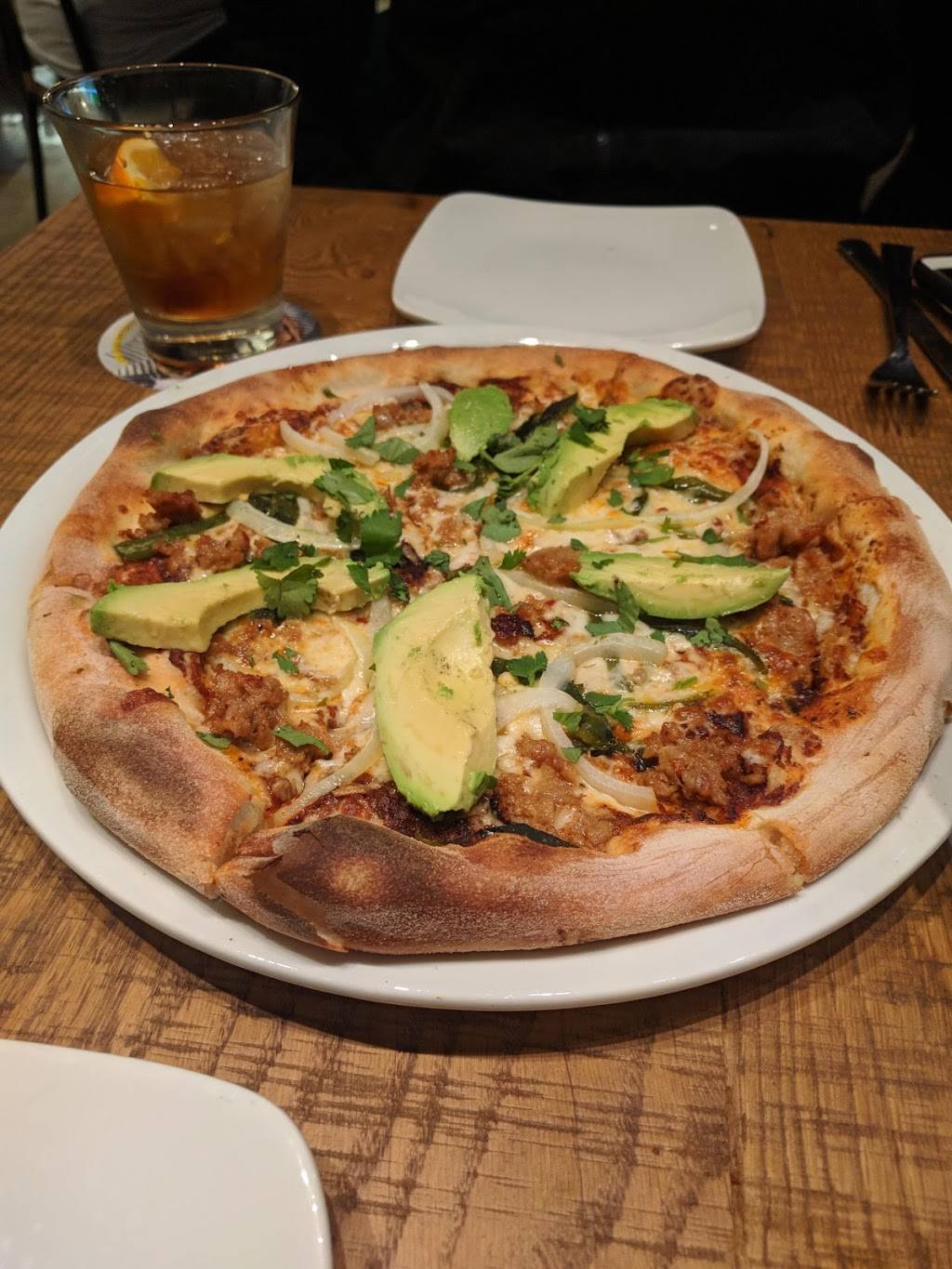 California Pizza Kitchen at CoolSprings Galleria | restaurant | 1800 Galleria Blvd, Franklin, TN 37067, USA | 6156148115 OR +1 615-614-8115