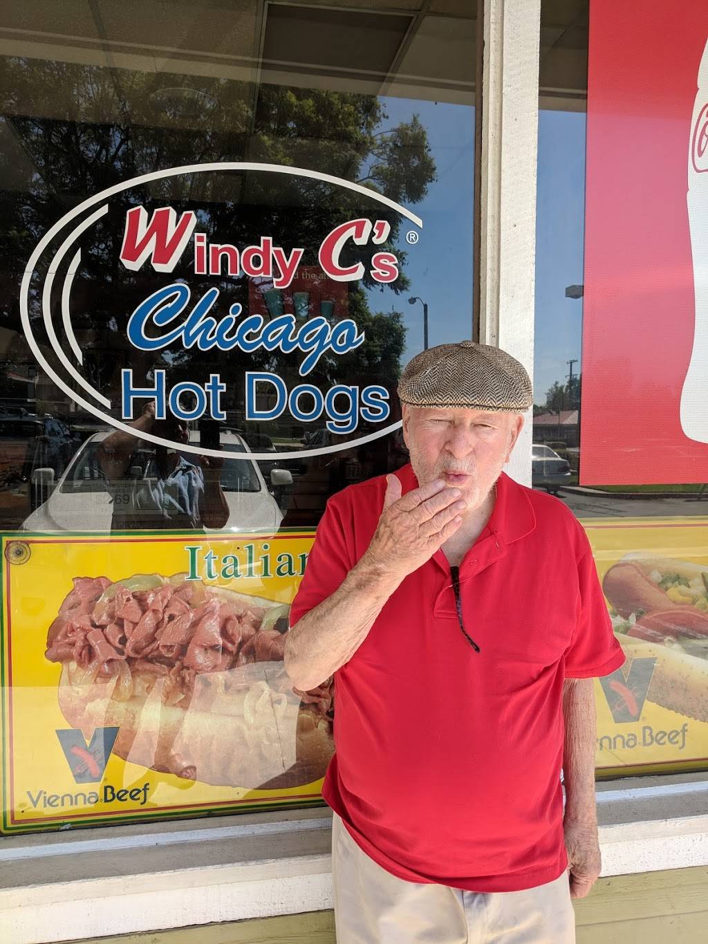 Windy Cs Chicago Hot Dogs | restaurant | 140 S Mountain Ave, Upland, CA 91786, USA | 9099125293 OR +1 909-912-5293