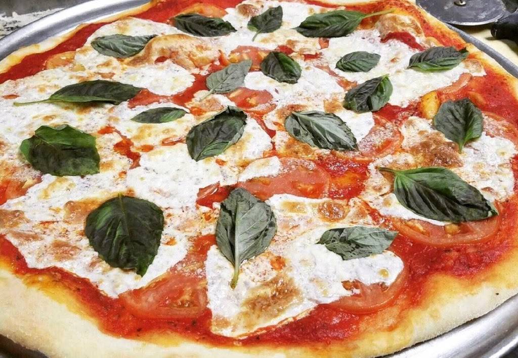 Conte’s Pizza | restaurant | 309 NE 2nd Ave, Delray Beach, FL 33444, USA | 5612922020 OR +1 561-292-2020