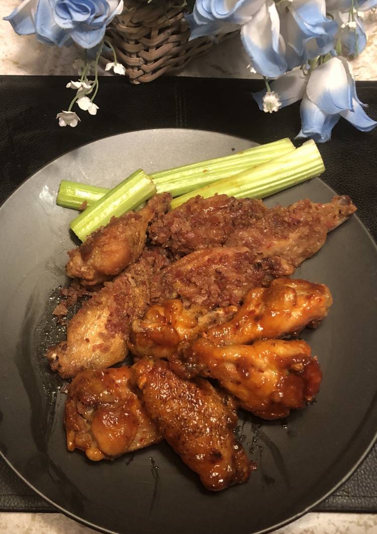 Wings -N- Thangs | restaurant | 711 NY-17M, Monroe, NY 10950, USA | 8452383502 OR +1 845-238-3502