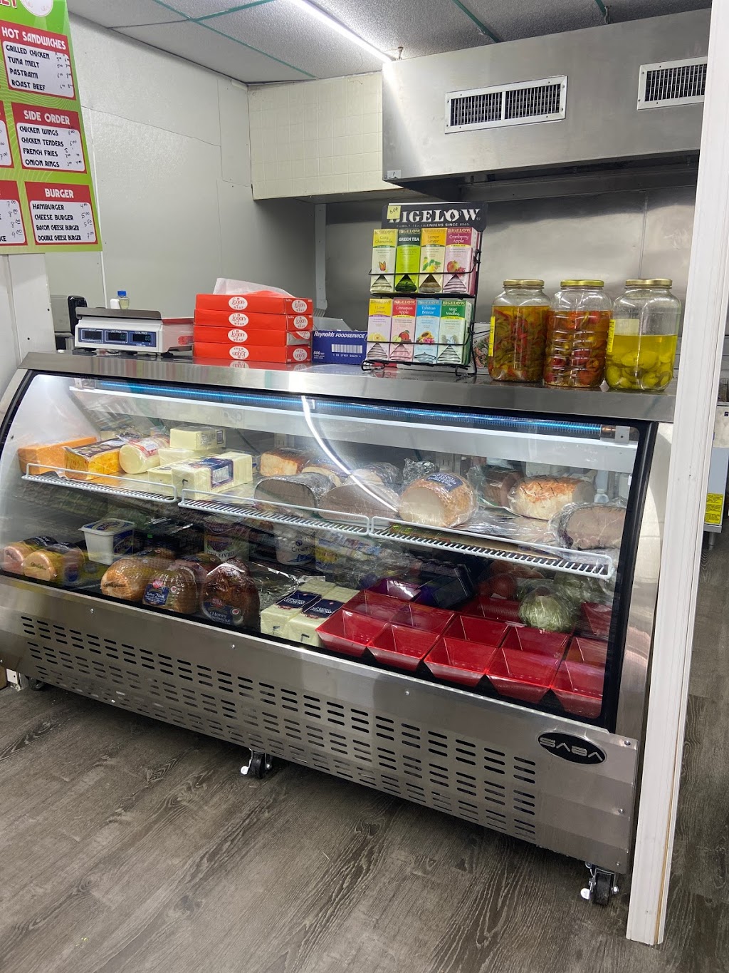 Overbrook supermarket | restaurant | 1983 N 63rd St, Philadelphia, PA 19151, USA | 2159213284 OR +1 215-921-3284