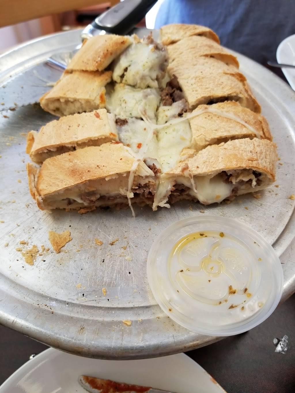 Annas Pizza | restaurant | 207 Pratt St, Streator, IL 61364, USA | 8156725557 OR +1 815-672-5557