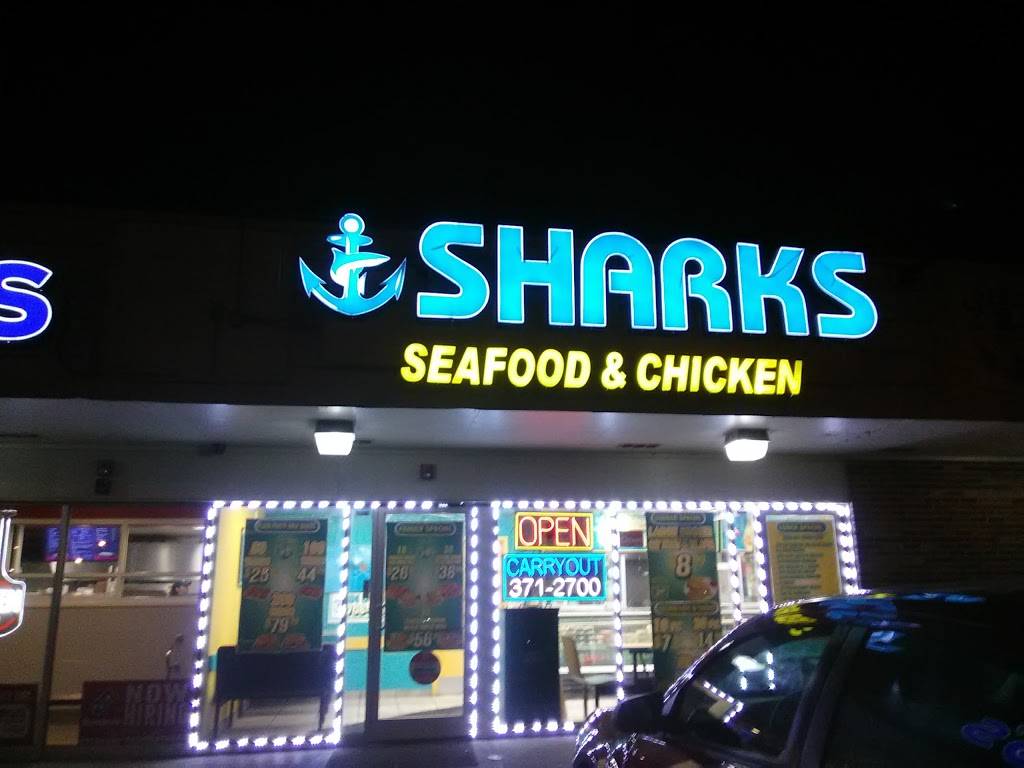 sharks fish and chicken | restaurant | 2411 W 119th St, Blue Island, IL 60406, USA | 7083712700 OR +1 708-371-2700