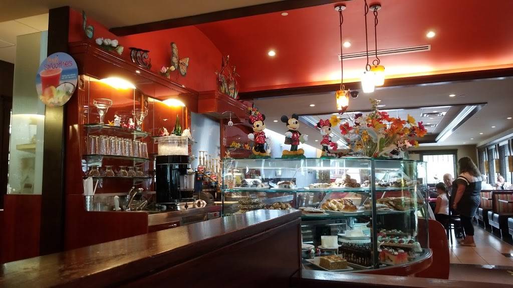 Tom Sawyer Diner | restaurant | 98 E Ridgewood Ave, Paramus, NJ 07652, USA | 2012620111 OR +1 201-262-0111