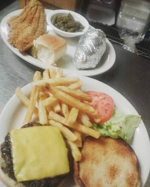 Elmers Up Town | restaurant | 3925 N Lincoln Blvd, Oklahoma City, OK 73105, USA | 4055255367 OR +1 405-525-5367