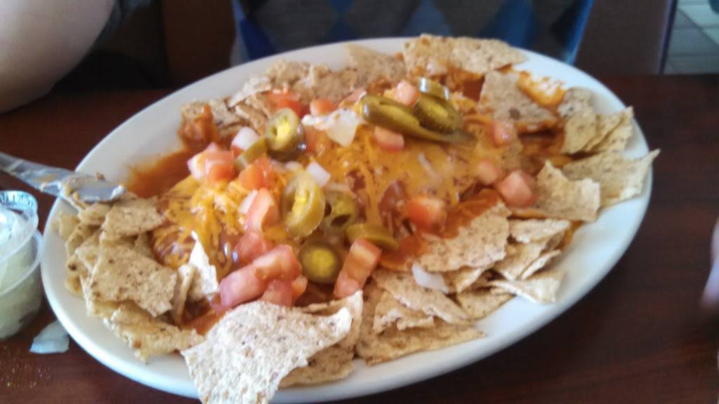 Beach House | restaurant | 198 N Shore Dr, Crystal, MI 48818, USA | 9892354969 OR +1 989-235-4969