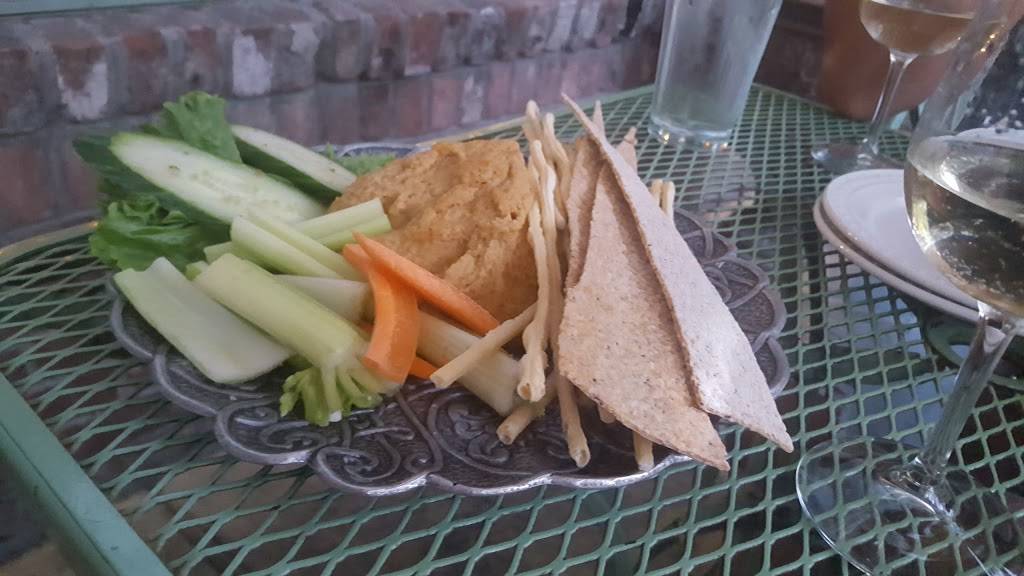 Shangri La Asian Bistro & Sushi Bar | restaurant | 203 S School St A, Lodi, CA 95240, USA | 2093660539 OR +1 209-366-0539