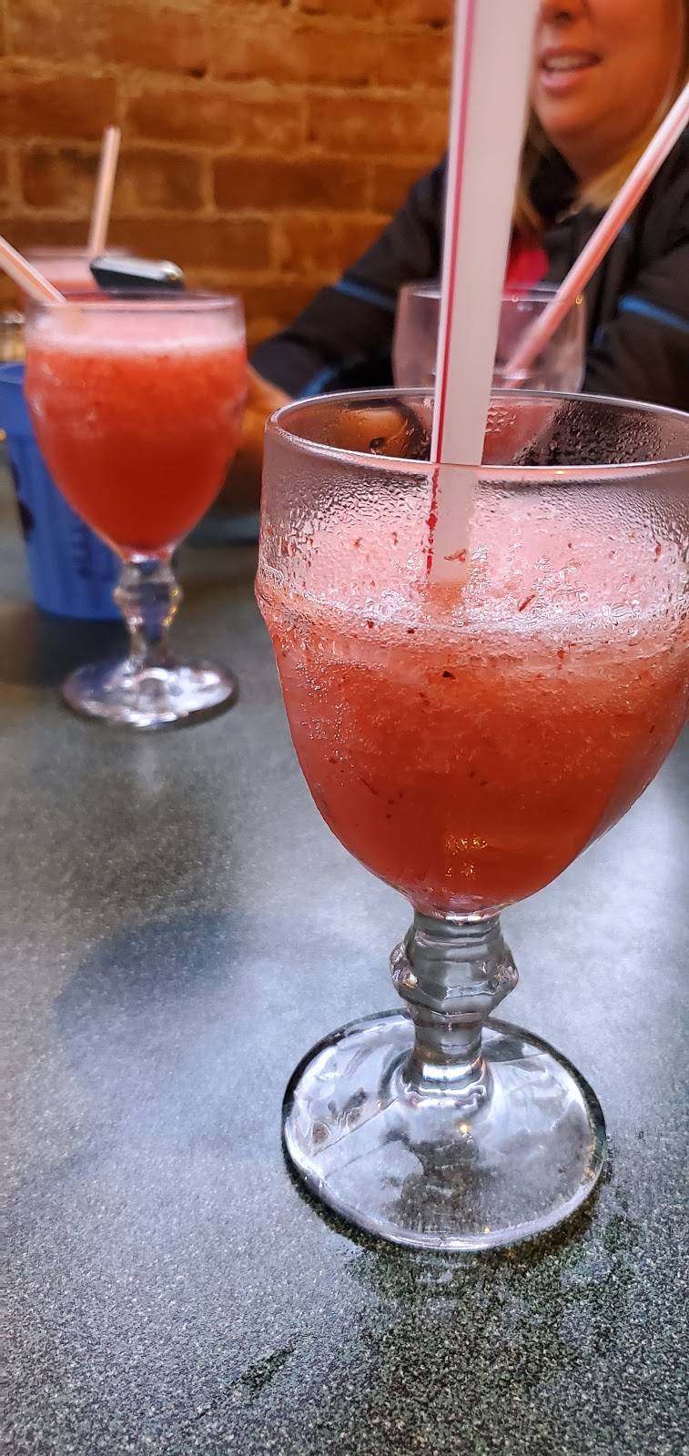 La Tia and Panchos Cantina Grill | restaurant | 140 N Main St, St Charles, MO 63301, USA | 6368964441 OR +1 636-896-4441