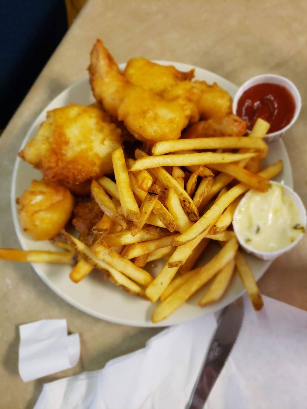 The Old Rossville Store | restaurant | 851 Volney Rd, Waukon, IA 52172, USA | 5635357272 OR +1 563-535-7272