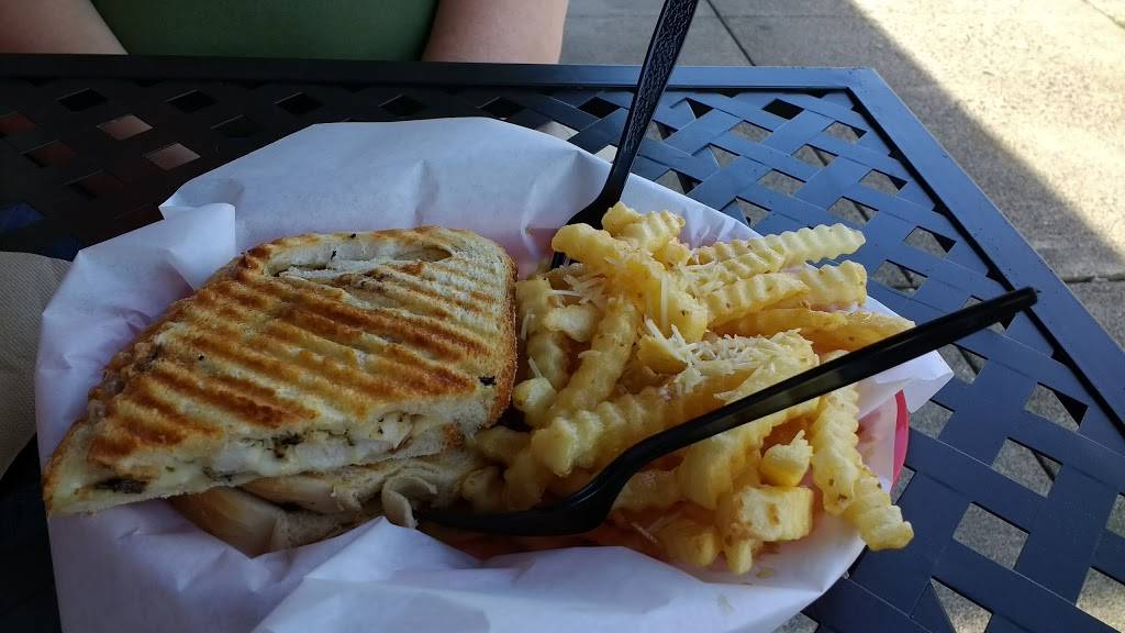 The Grill | restaurant | 1155 E Sunset Dr #105, Bellingham, WA 98226, USA | 3603068510 OR +1 360-306-8510