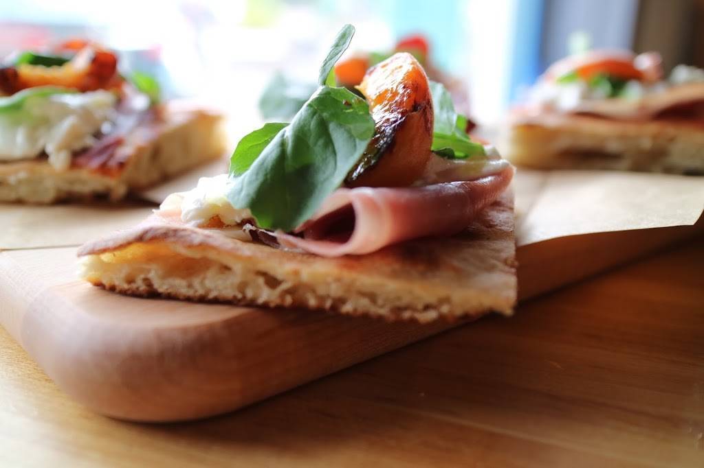 Fiorella | restaurant | 5 Rochester Public Market, Rochester, NY 14609, USA | 5854345705 OR +1 585-434-5705