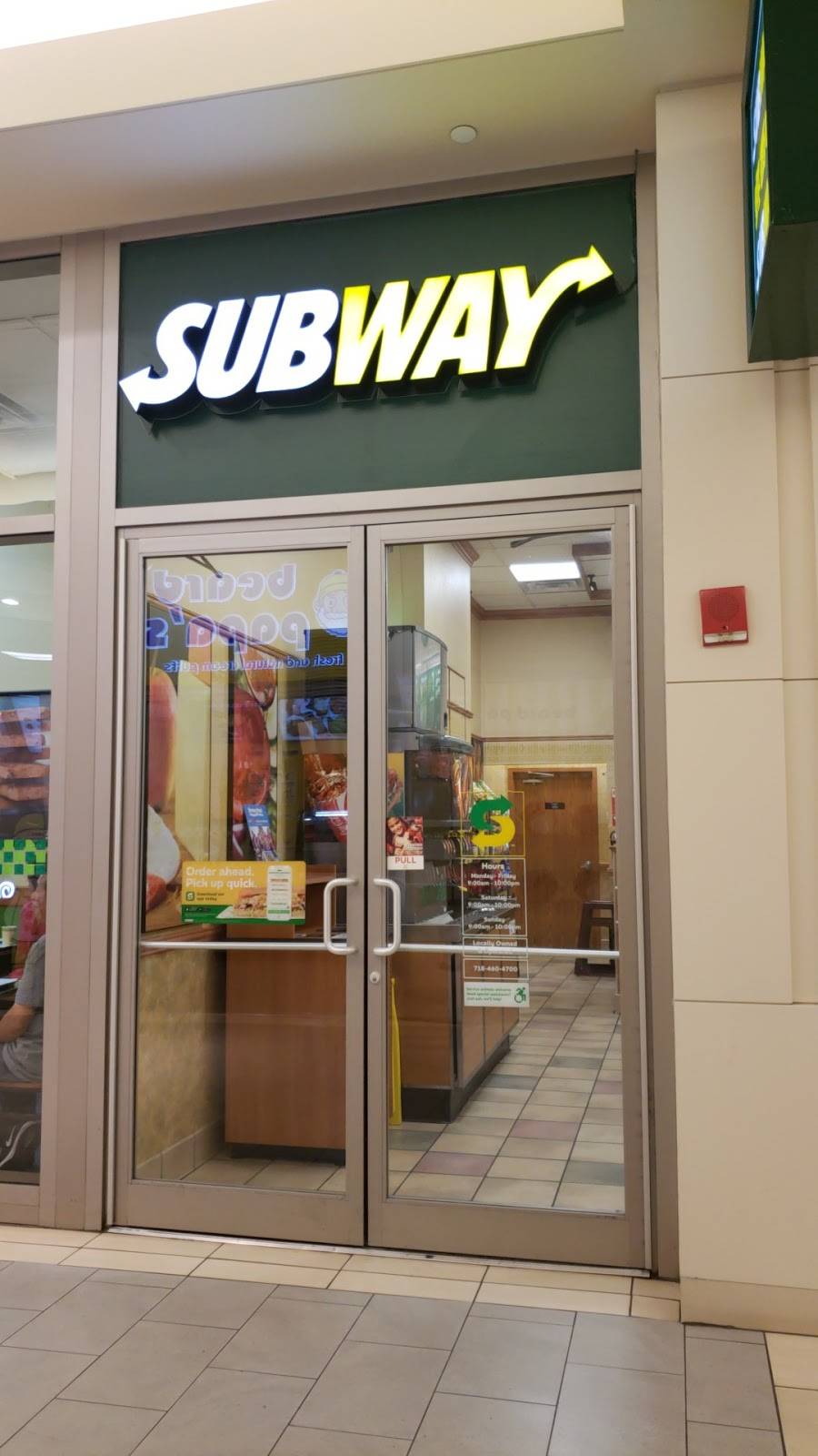 Subway Restaurants | restaurant | 40-24 College Point Blvd B227, Flushing, NY 11354, USA | 7184604700 OR +1 718-460-4700