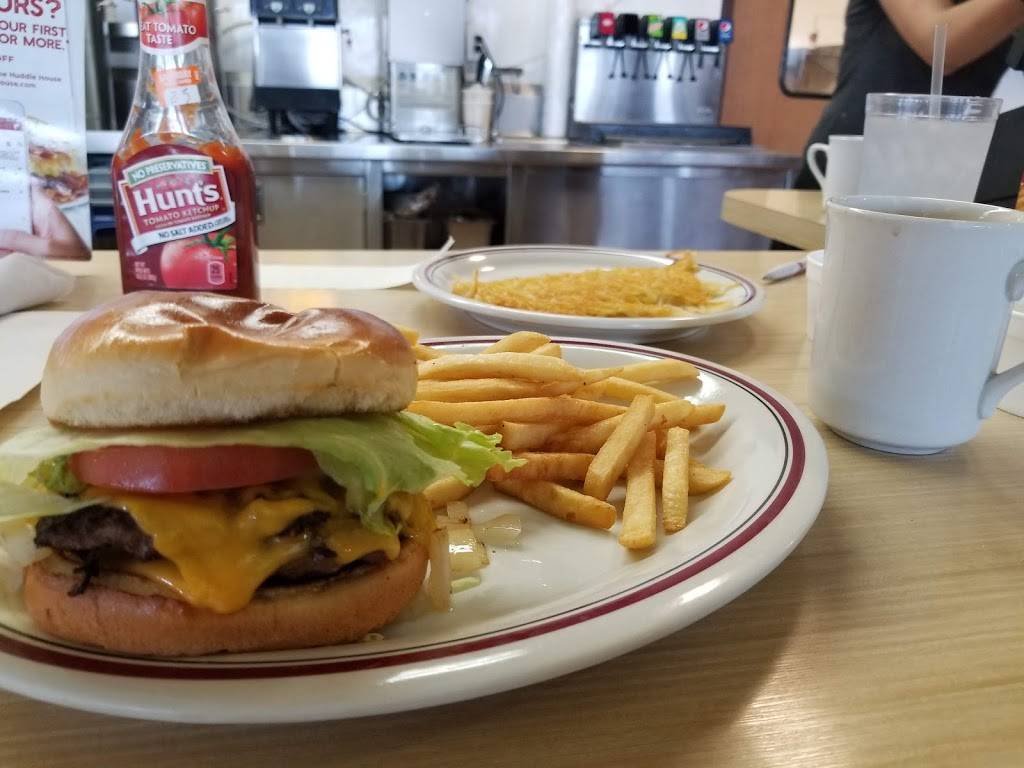 Huddle House | restaurant | 2450 Cooper Dr, Ardmore, OK 73401, USA | 5802236435 OR +1 580-223-6435