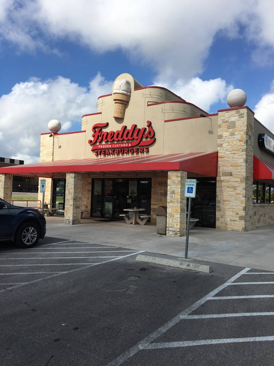 Freddys Frozen Custard & Steakburgers | restaurant | 5415 W Loop 1604 N, San Antonio, TX 78253, USA | 2105215400 OR +1 210-521-5400