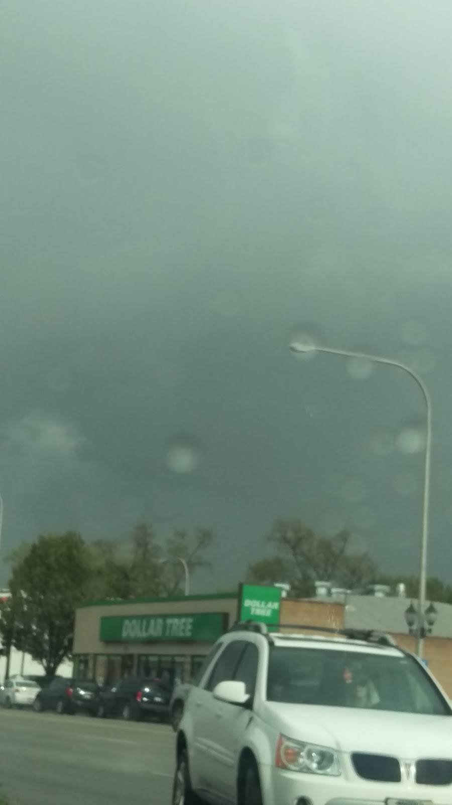 Browns Chicken | restaurant | 2204, 3414 95th St, Evergreen Park, IL 60805, USA | 7086366888 OR +1 708-636-6888