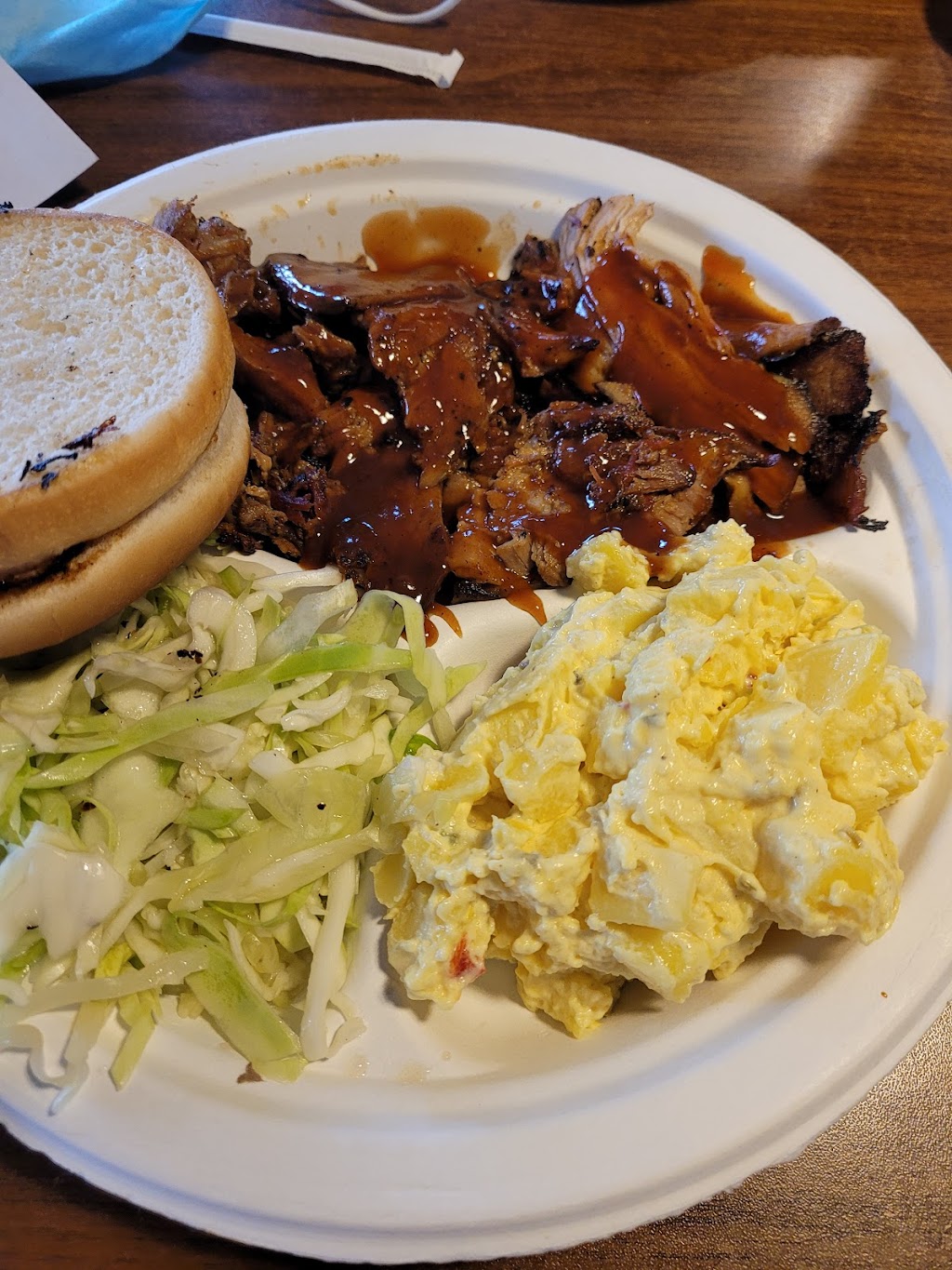 Abes Bar-B-Q | restaurant | 616 N State St, Clarksdale, MS 38614, USA | 6626249947 OR +1 662-624-9947