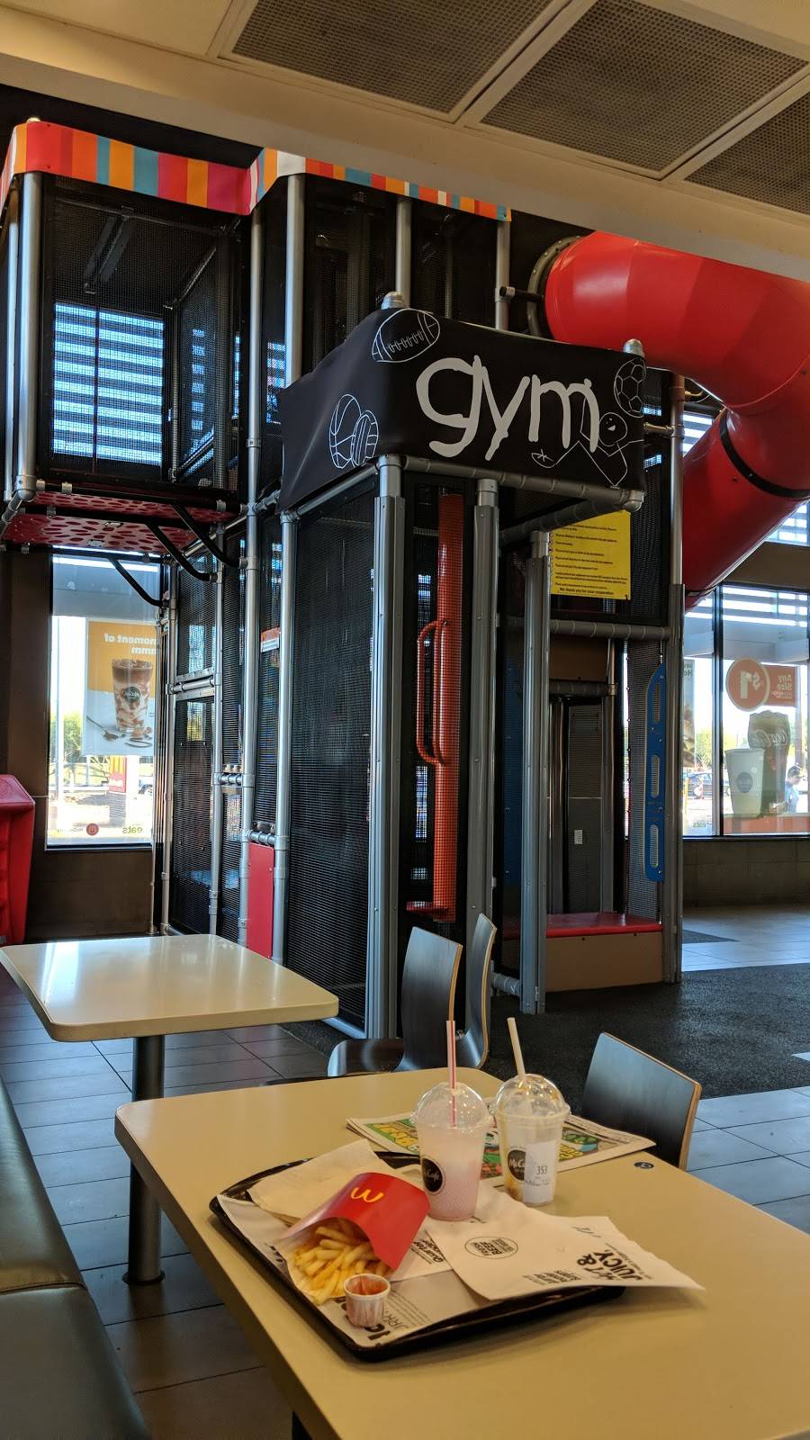 McDonalds | cafe | 801 E Grant Rd, Tucson, AZ 85719, USA | 5207910800 OR +1 520-791-0800