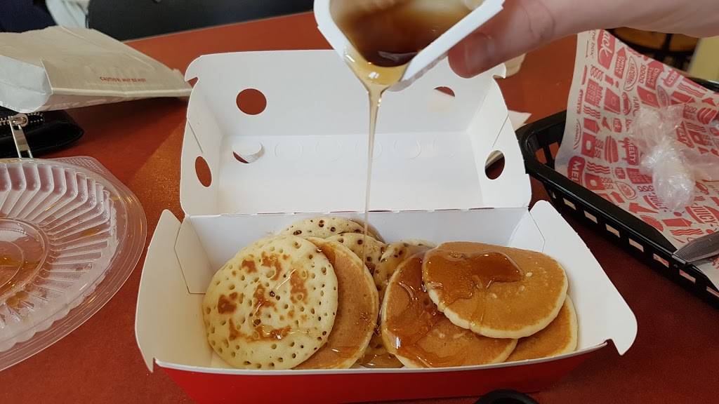 Jack in the Box | restaurant | 1401 Willow Rd, Menlo Park, CA 94025, USA | 6503215009 OR +1 650-321-5009