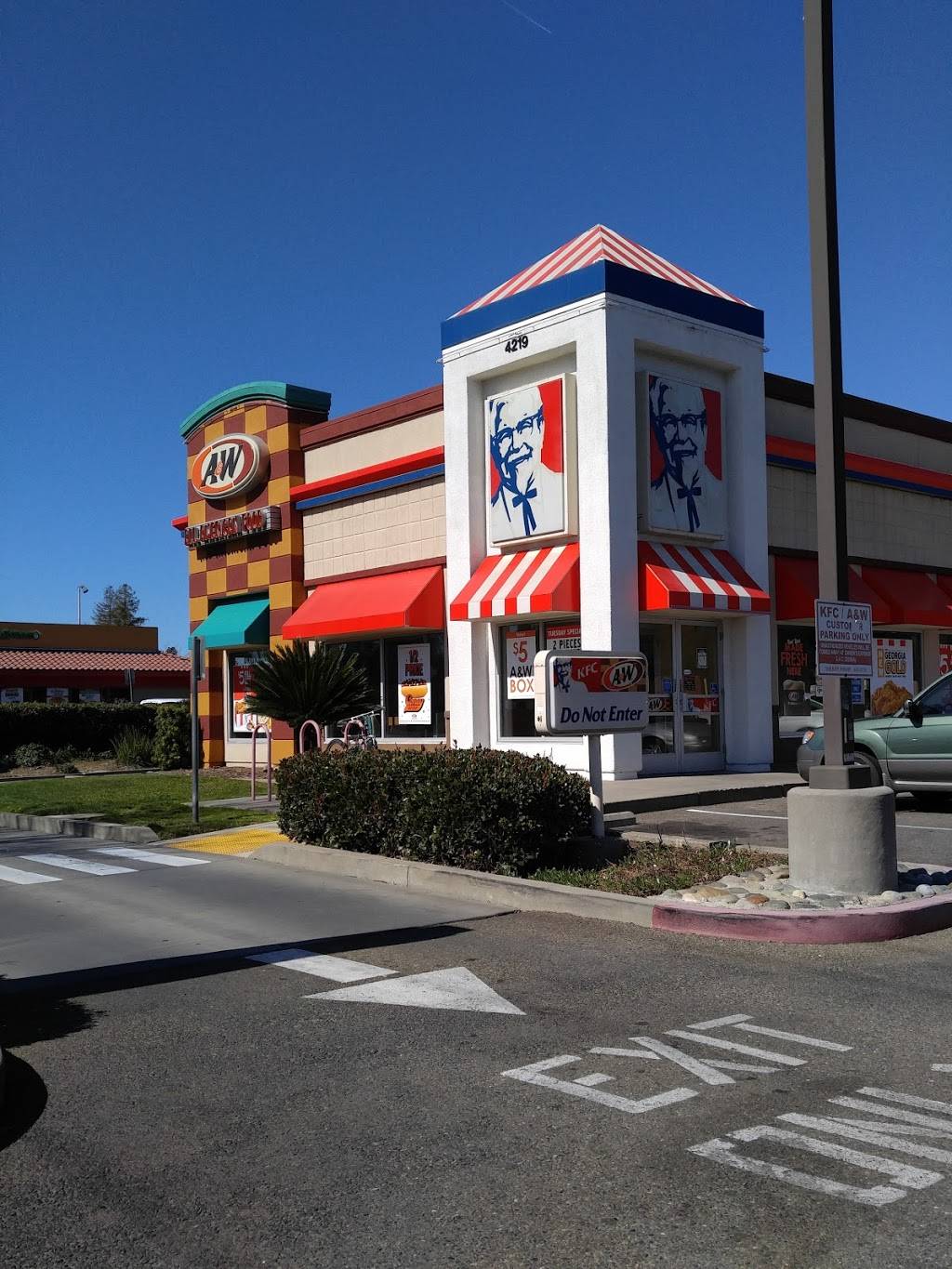 A&W | restaurant | 4219 Marconi Ave, Sacramento, CA 95821, USA | 9164832728 OR +1 916-483-2728
