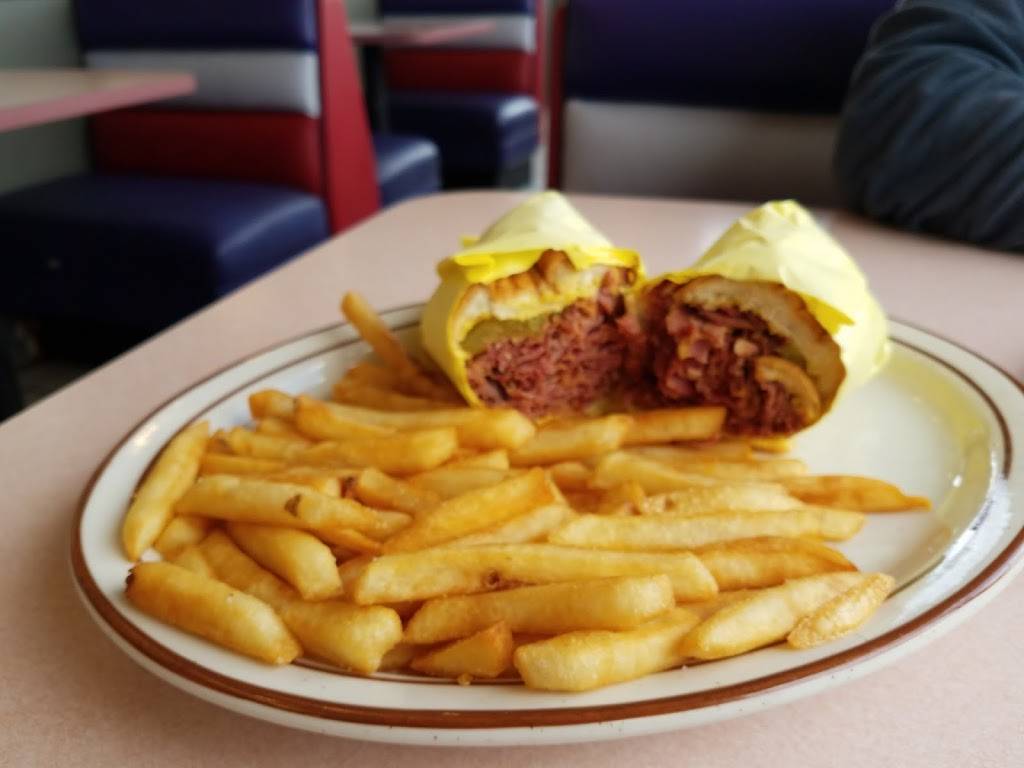 Down Town Burgers | restaurant | 9599 Sheep Creek Rd, Phelan, CA 92371, USA | 7608688871 OR +1 760-868-8871