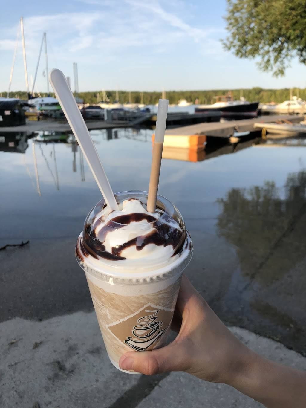 Malibu Moos Frozen Griddle | restaurant | 4151 Maple St, Fish Creek, WI 54212, USA | 9208681188 OR +1 920-868-1188