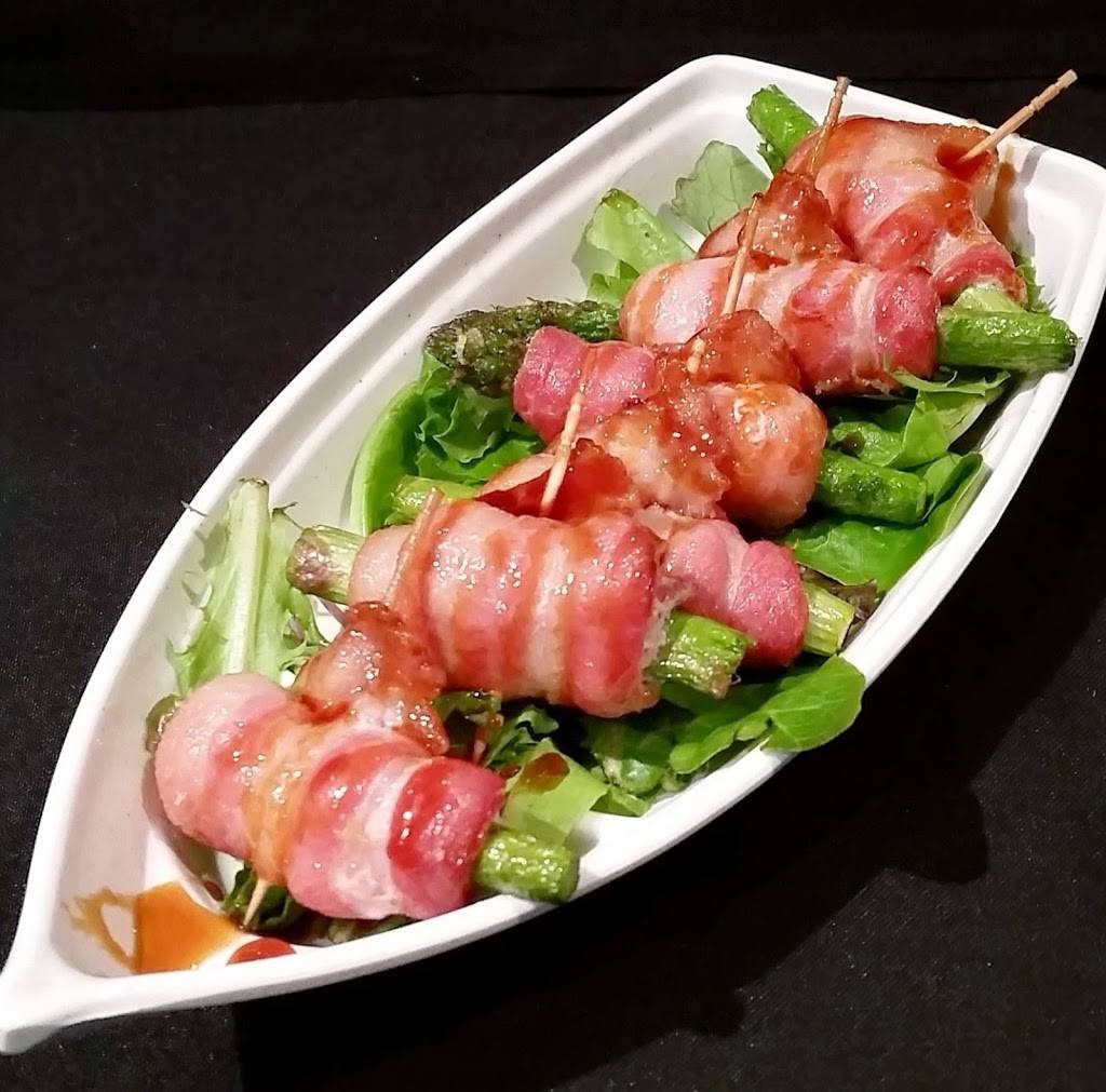 Sushi Momo | restaurant | 208 N Harbor Blvd, Fullerton, CA 92832, USA | 7145258974 OR +1 714-525-8974