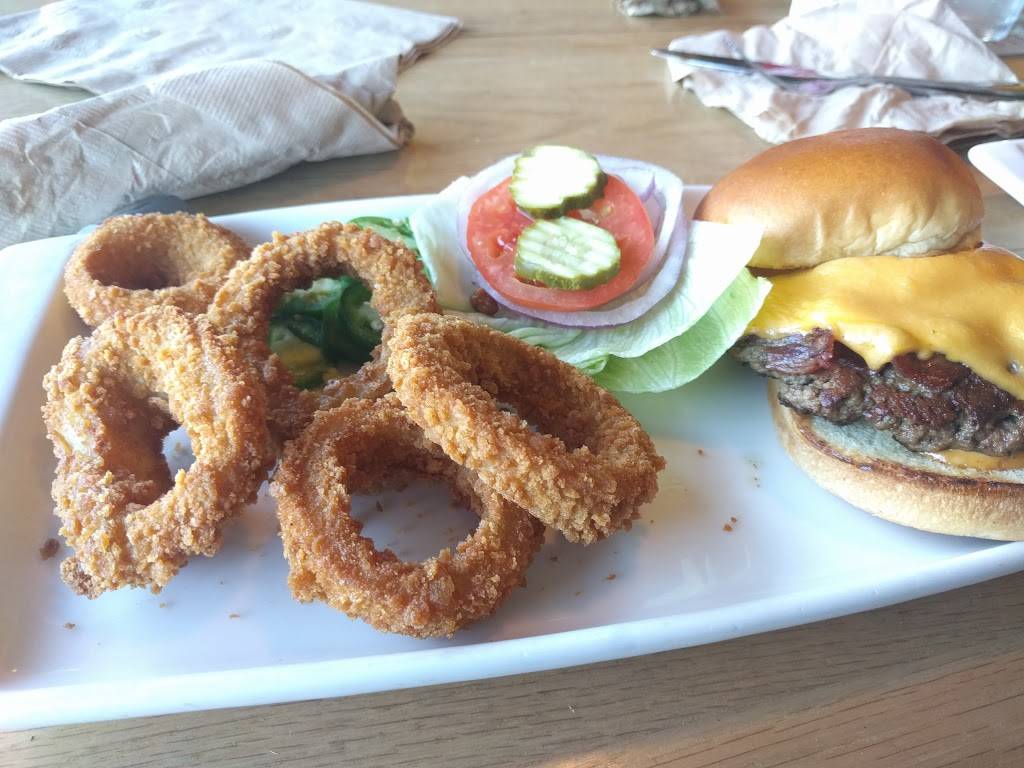 Applebees Grill + Bar | restaurant | 3060 N Naglee Rd, Tracy, CA 95304, USA | 2098340360 OR +1 209-834-0360