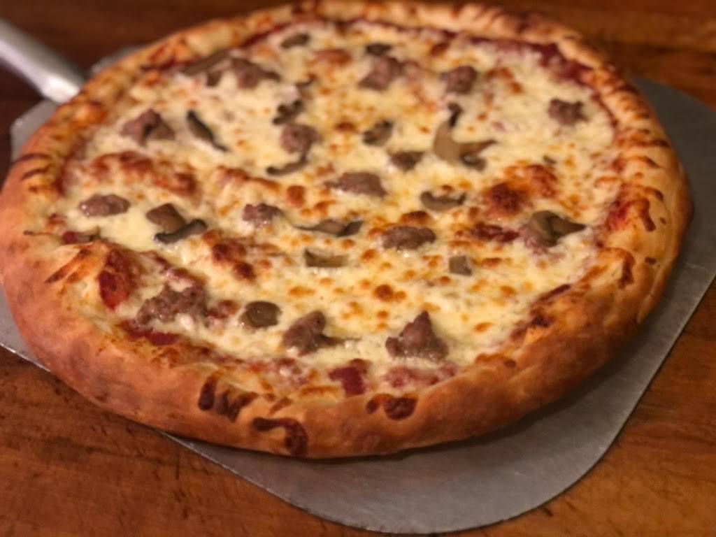 Daddario Pizzeria | restaurant | 6066 State Rd, Parma, OH 44134, USA | 4408862112 OR +1 440-886-2112