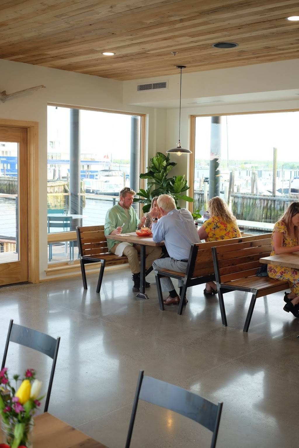 Lukes Lobster Portland Pier | restaurant | 60 Portland Pier, Portland, ME 04101, USA | 2072746097 OR +1 207-274-6097