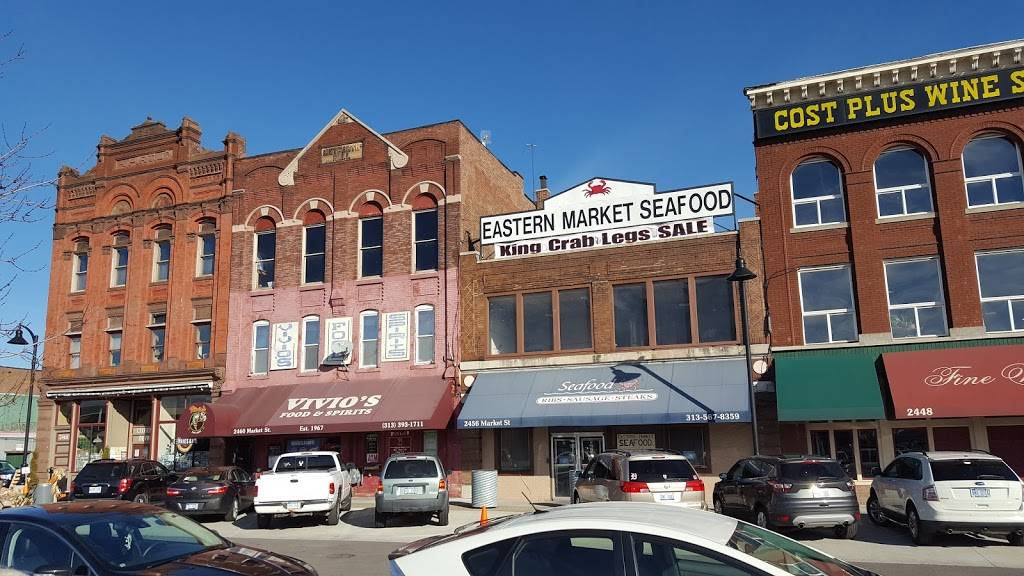 Vivios Food & Spirits | restaurant | 2460 Market St, Detroit, MI 48207, USA | 3133931711 OR +1 313-393-1711