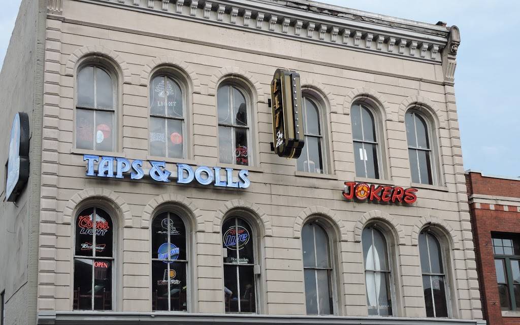 Taps and Dolls | restaurant | 247 S Meridian St, Indianapolis, IN 46225, USA | 3176388277 OR +1 317-638-8277