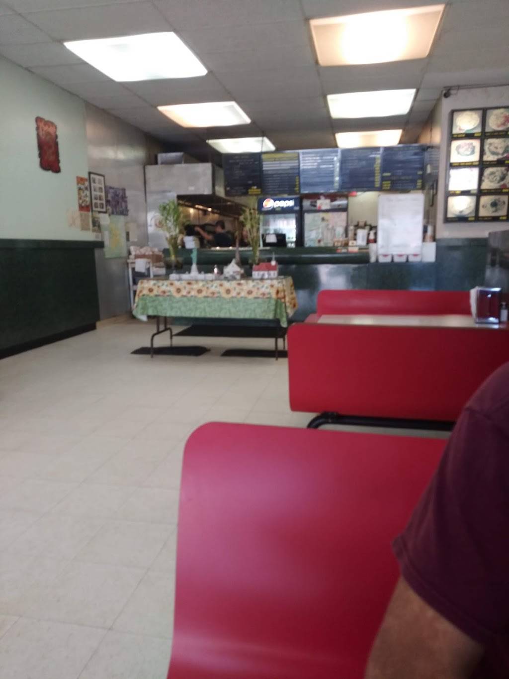 Main Moon | restaurant | 29 E Main St, Ashland, OH 44805, USA | 4192898800 OR +1 419-289-8800