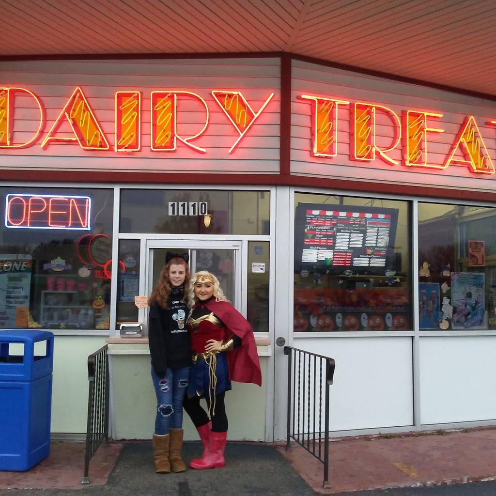 Dairy Treat | restaurant | 1110 W Grand Ave, Wisconsin Rapids, WI 54495, USA | 7154214060 OR +1 715-421-4060
