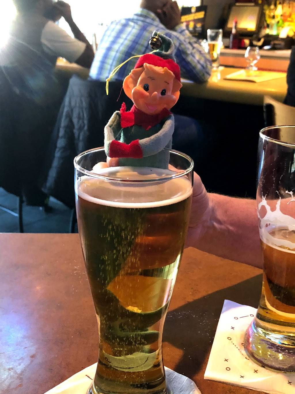 Buffalo Wild Wings | restaurant | 2530 Sardis Rd N, Charlotte, NC 28227, USA | 7048499464 OR +1 704-849-9464