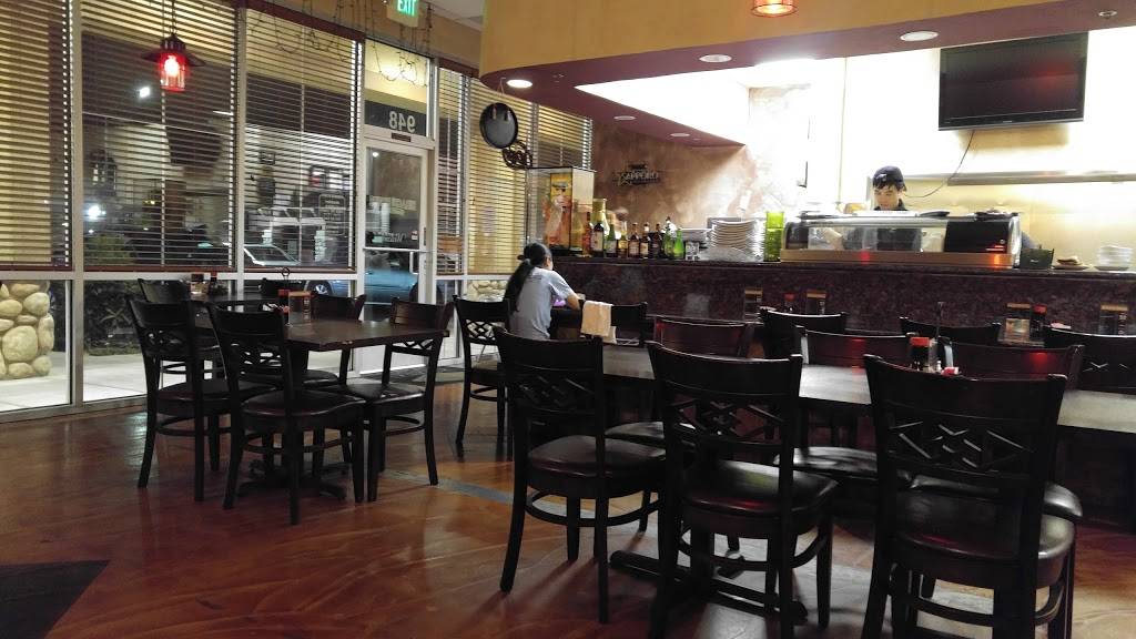 Hibachi House Sushi Bar | restaurant | 948 Sierra St, Kingsburg, CA 93631, USA | 5598975288 OR +1 559-897-5288