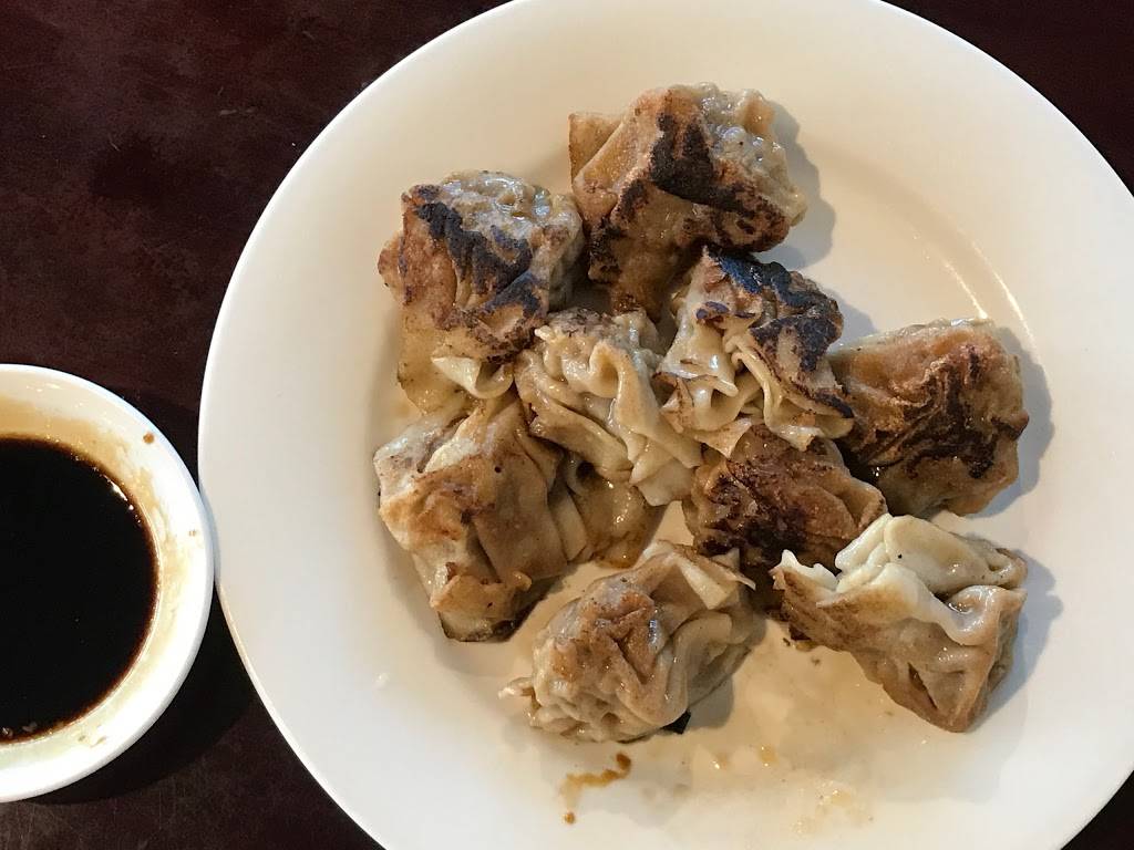 Gin Gin Restaurant | restaurant | 3381 Sheridan Dr, Amherst, NY 14226, USA | 7168362600 OR +1 716-836-2600