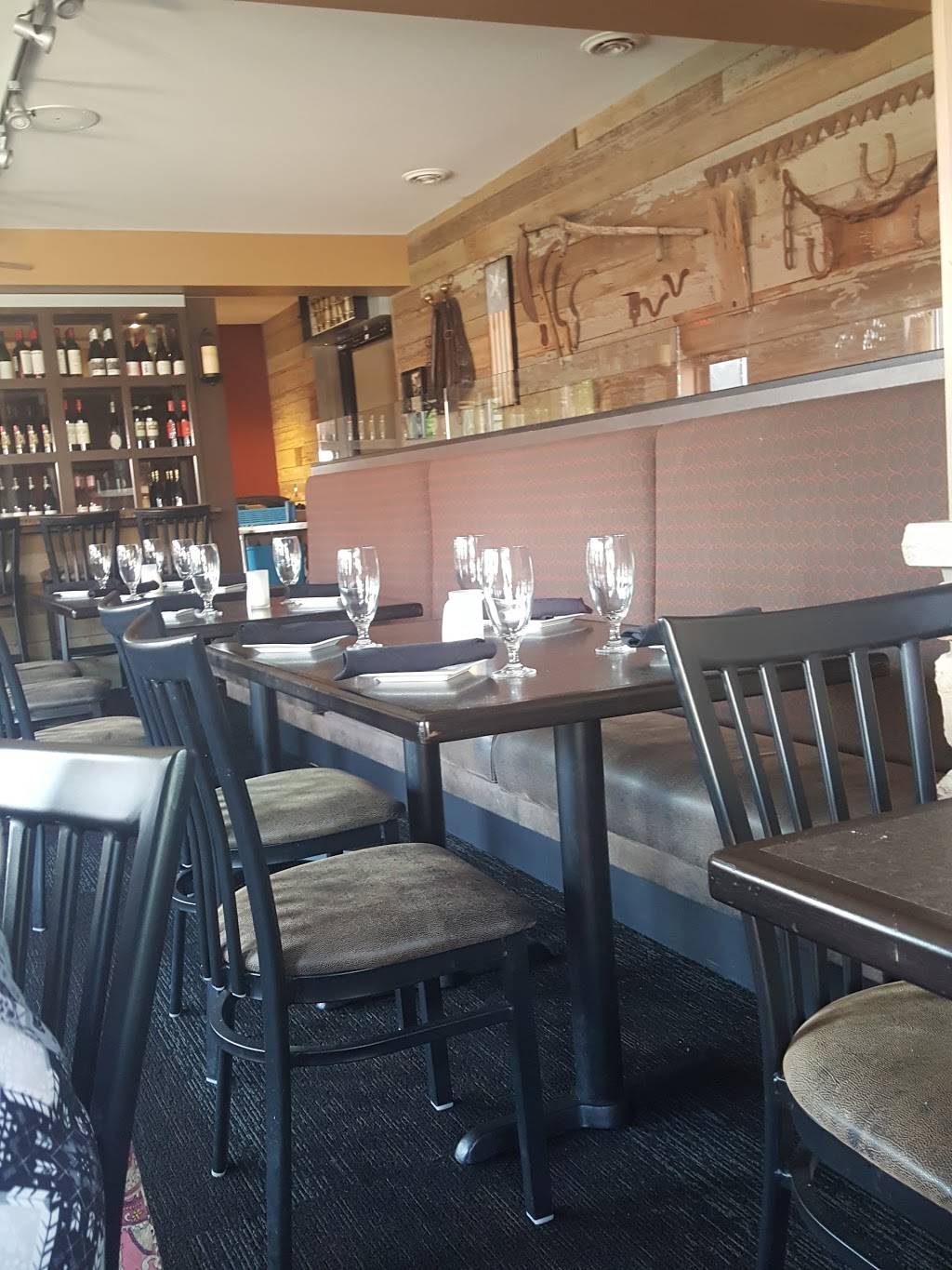 La Vita Bistro | meal takeaway | 102 S Howell St, Pinckney, MI 48169, USA | 7348781111 OR +1 734-878-1111