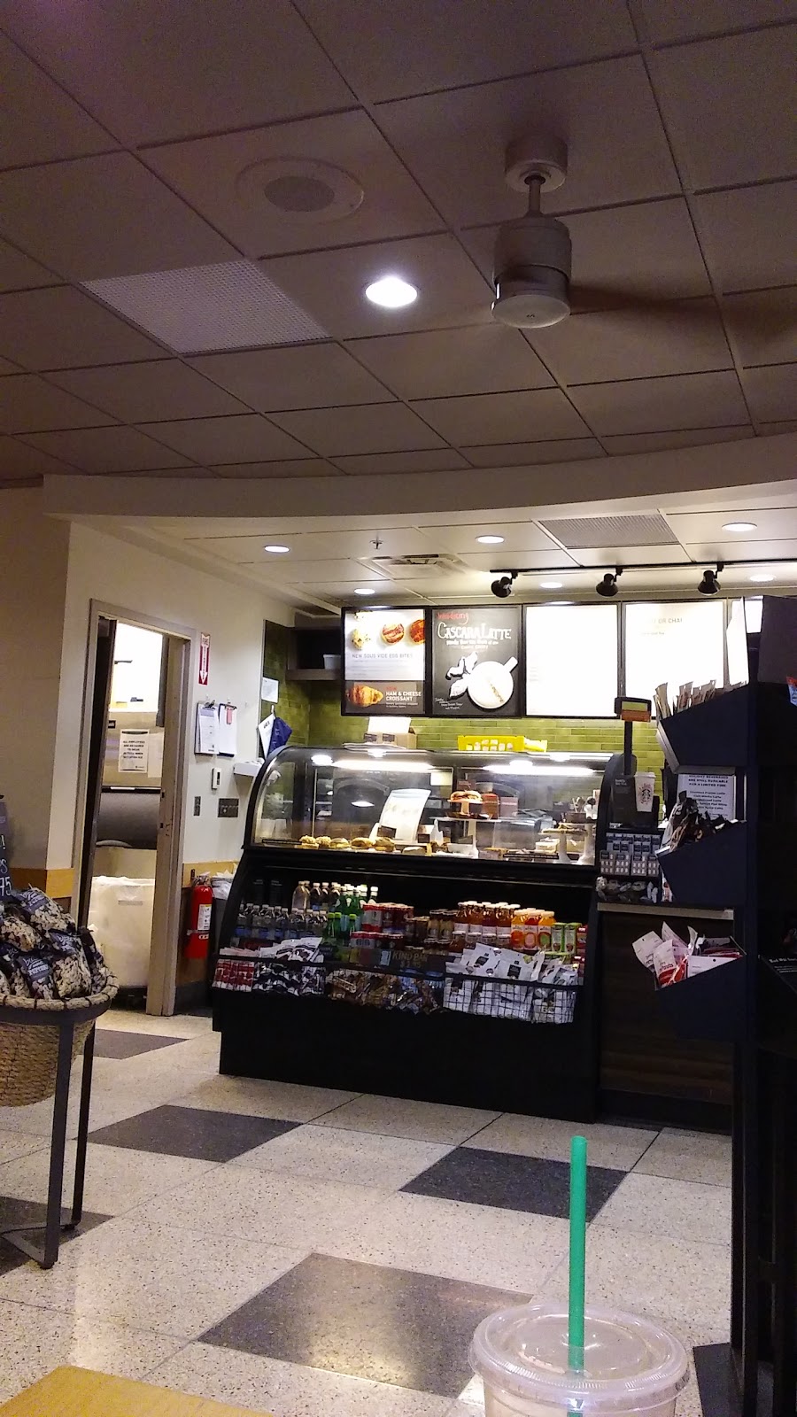 Starbucks | restaurant | 806 Ridge St, Bowling Green, OH 43403, USA | 4193729011 OR +1 419-372-9011