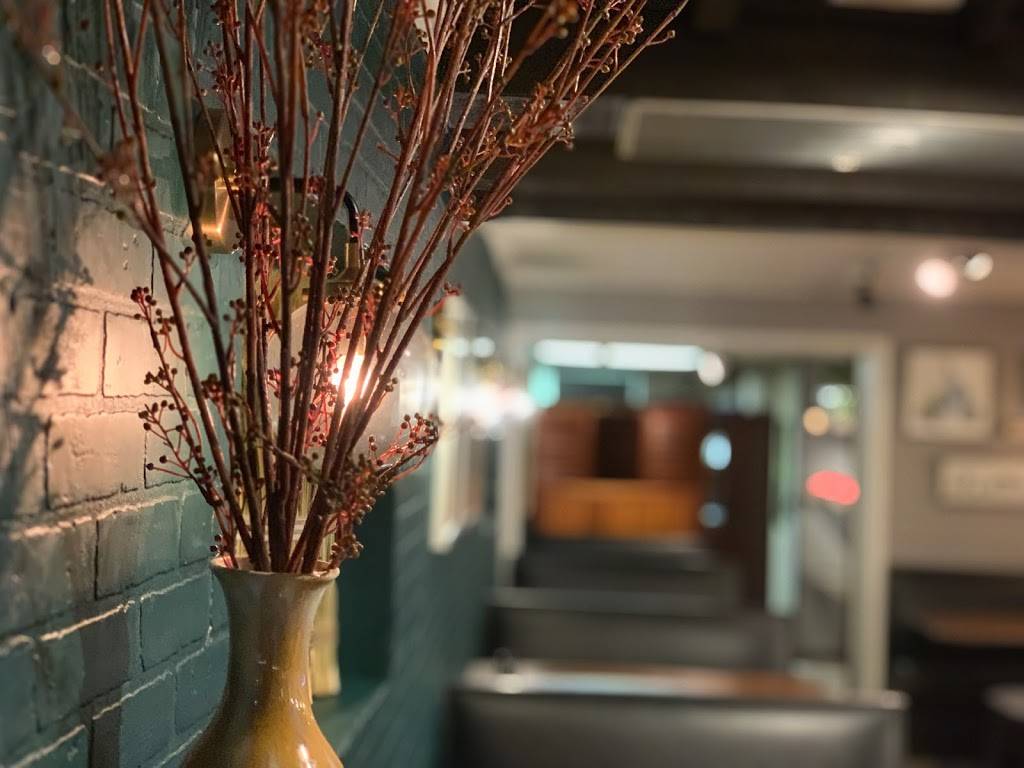 Kome Thai & Sushi Bistro | restaurant | 120 W German St, Shepherdstown, WV 25443, USA | 3048768798 OR +1 304-876-8798