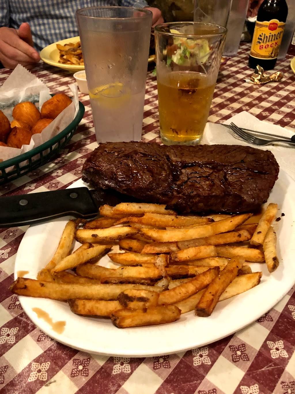 Does Eat Place | restaurant | 316 W Dickson St, Fayetteville, AR 72701, USA | 4794433637 OR +1 479-443-3637