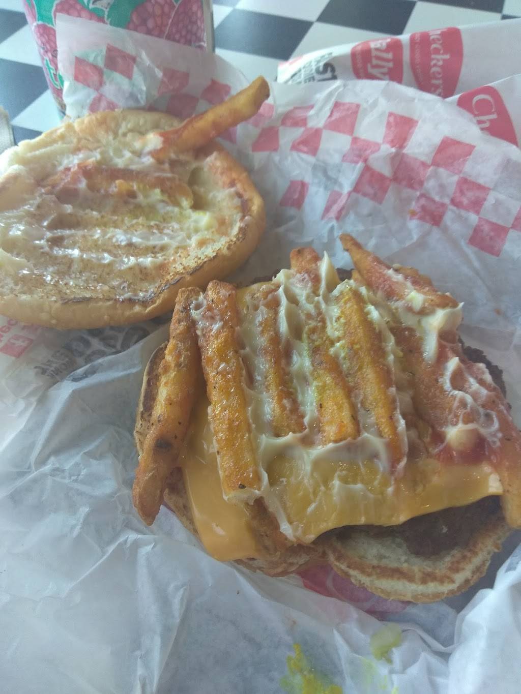 Checkers | restaurant | 15101 Woodward Ave, Highland Park, MI 48203, USA | 3132521930 OR +1 313-252-1930