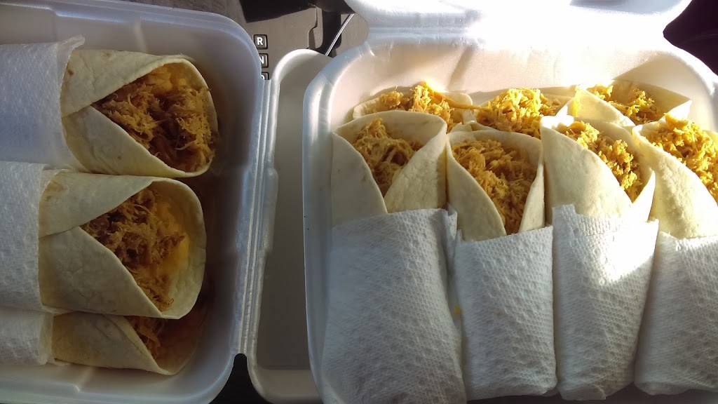 El Kantinflas Tacos | restaurant | 164 S Semoran Blvd, Orlando, FL 32807, USA | 4072506388 OR +1 407-250-6388