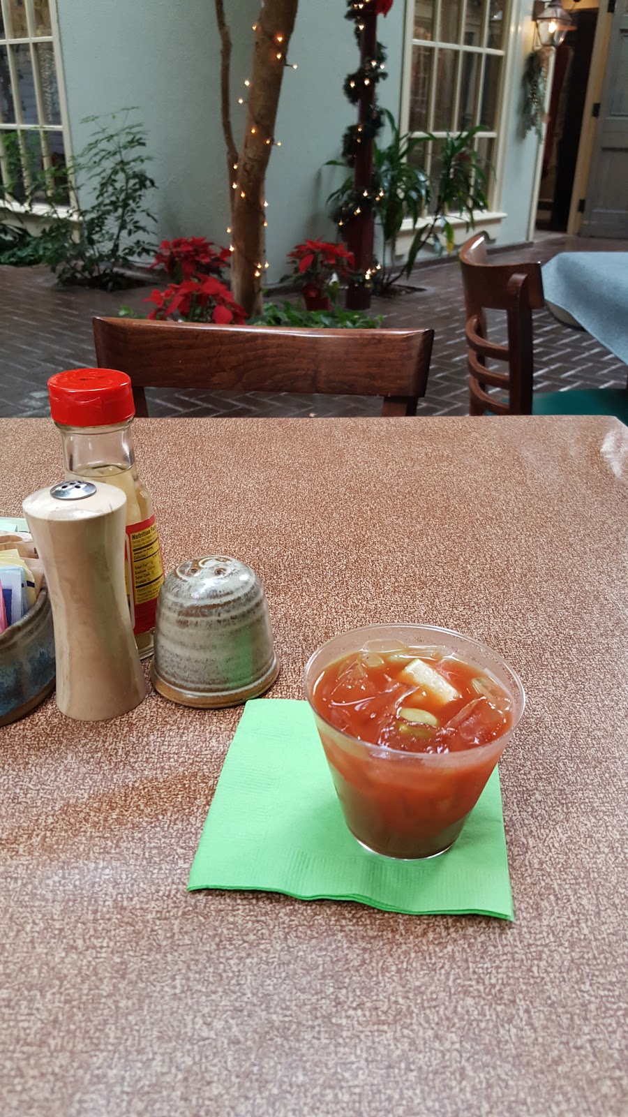 The Farmer | restaurant | 3092 Poplar Ave #11, Memphis, TN 38111, USA | 9013242221 OR +1 901-324-2221