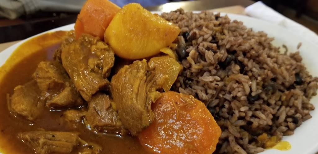 La Cocina De Mama | restaurant | 56-13 Metropolitan Ave, Ridgewood, NY 11385, USA | 7184174000 OR +1 718-417-4000