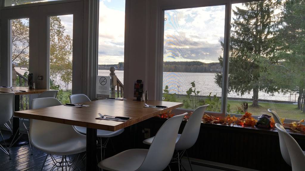 La Casa Bianca, restaurant italien à Disraeli | restaurant | 285 Rue Guertin, Disraeli, QC G0N 1E0, Canada | 5817140077 OR +1 581-714-0077