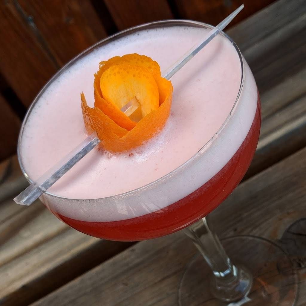 burger. Santa Cruz | restaurant | 1520 Mission St, Santa Cruz, CA 95060, USA | 8314255300 OR +1 831-425-5300