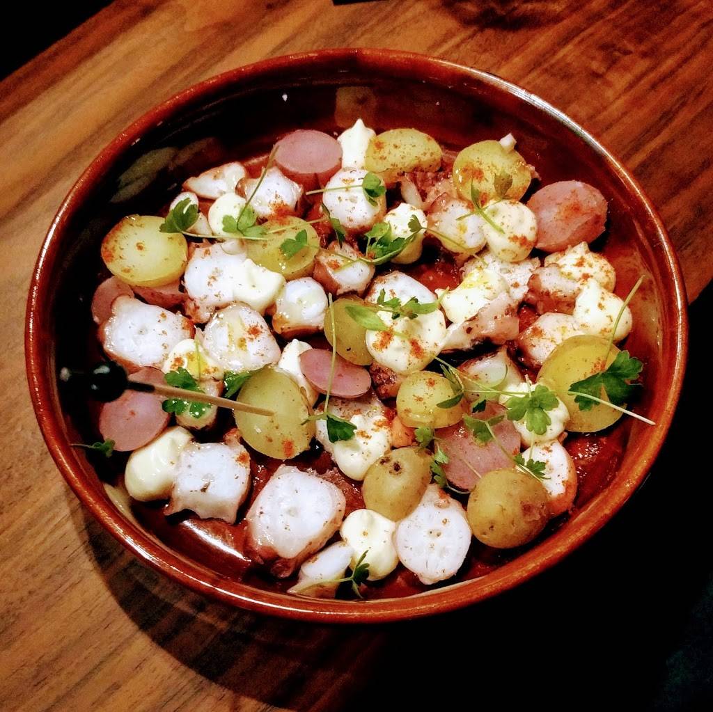 Loquita Santa Barbara | restaurant | 202 State St, Santa Barbara, CA 93101, USA | 8058803380 OR +1 805-880-3380