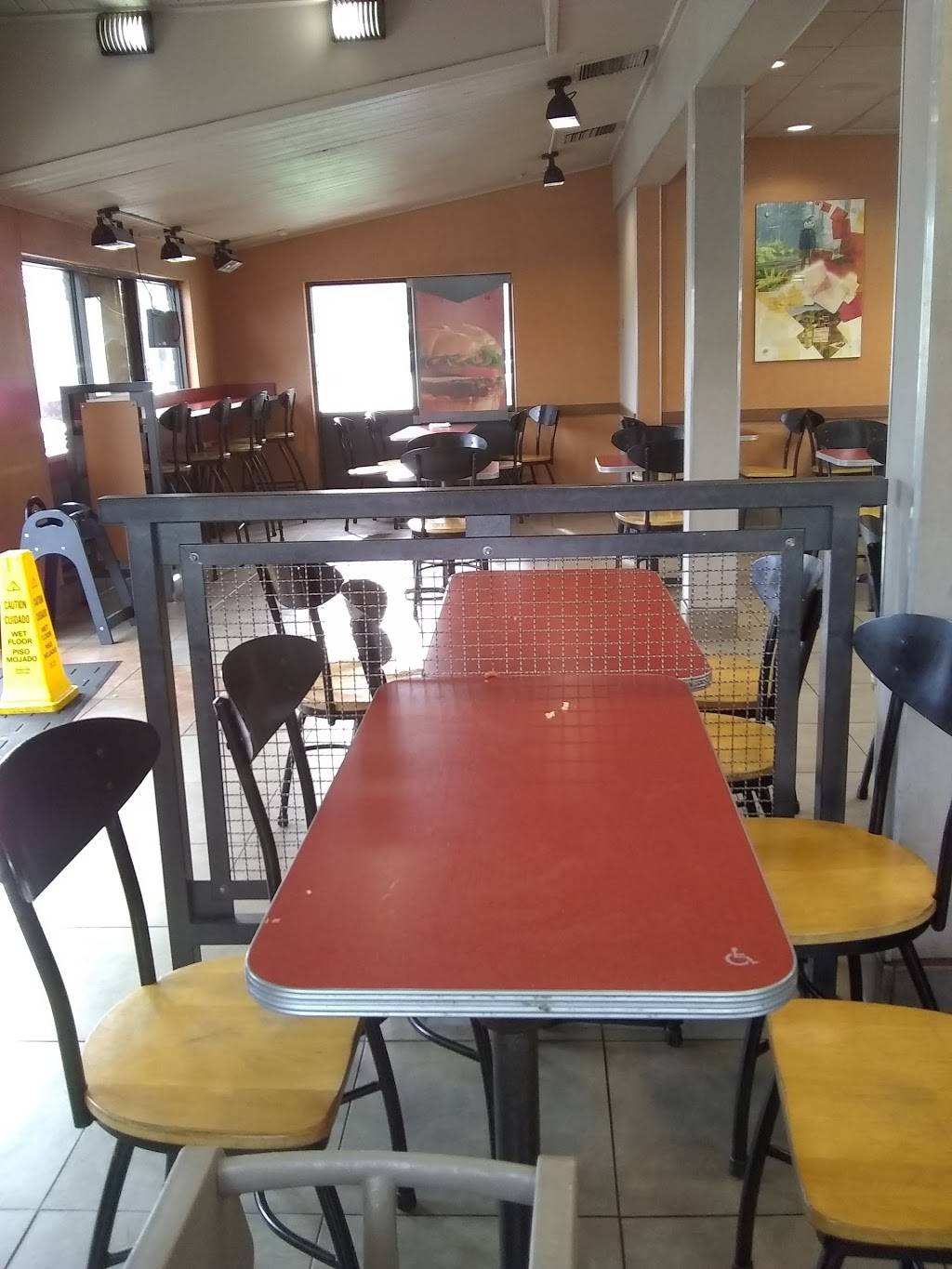 Jack in the Box | restaurant | 4968 E Kings Canyon Rd, Fresno, CA 93727, USA | 5592515070 OR +1 559-251-5070