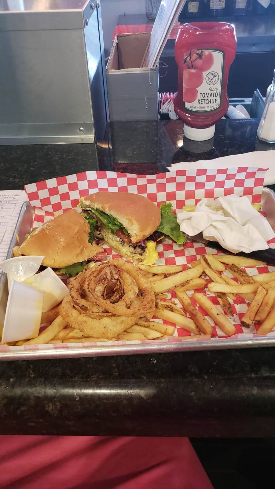 Hanks Texas Grill | restaurant | 1310 N Central Expy, McKinney, TX 75070, USA | 9725425144 OR +1 972-542-5144