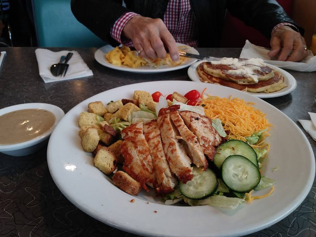 Dennys | restaurant | 2210 S East Loop 410, San Antonio, TX 78220, USA | 2106489388 OR +1 210-648-9388